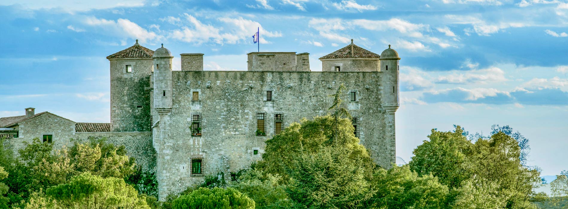 decouvrir chateau roure