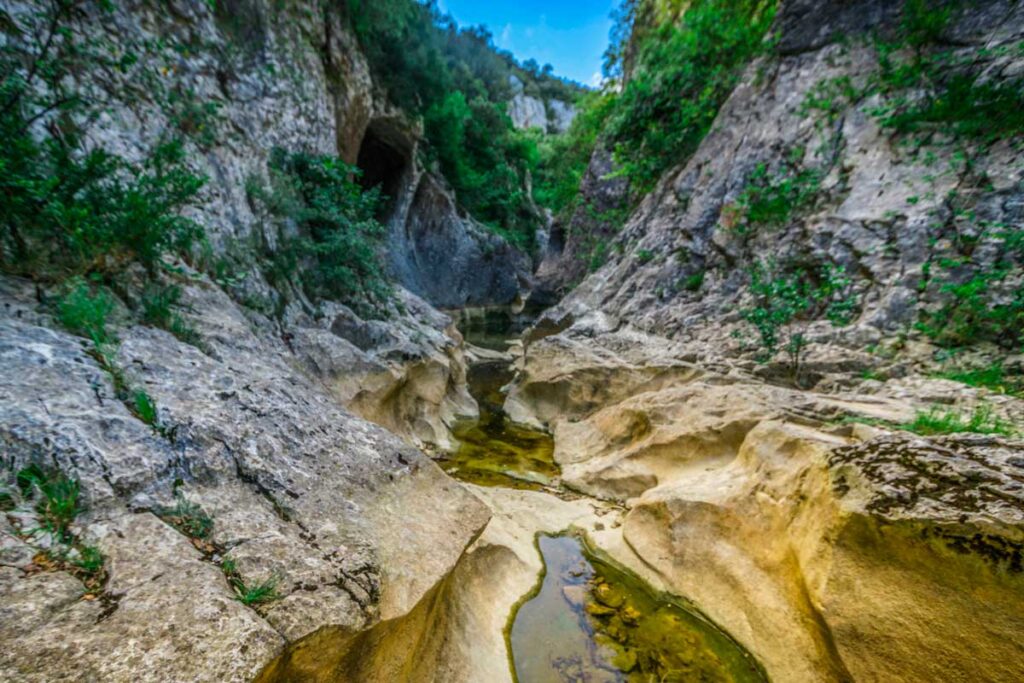 camping berrias canyoning