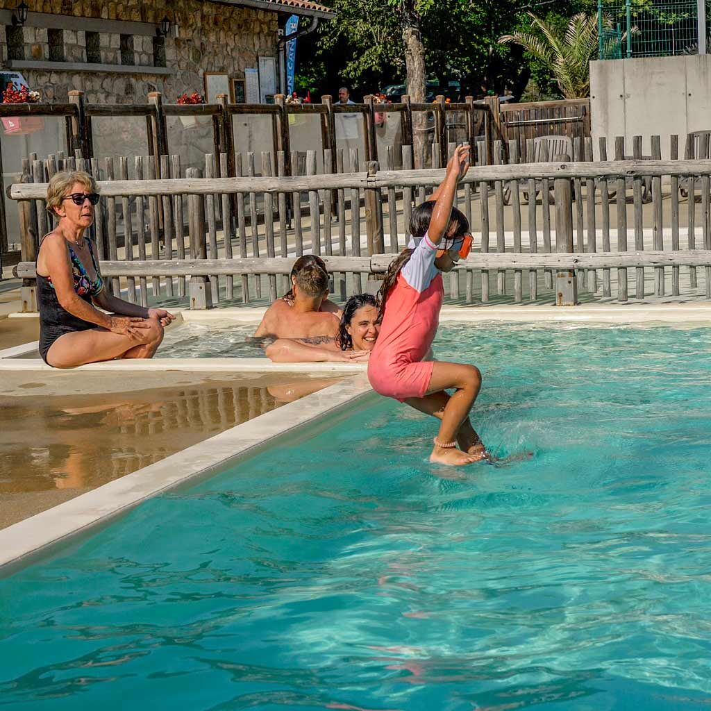 camping piscine sud ardeche