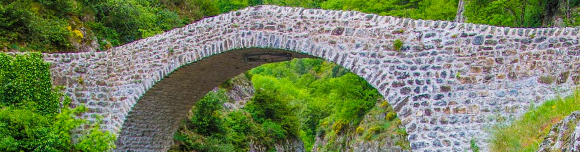 découvrez le Pont du Diable en Ardèche