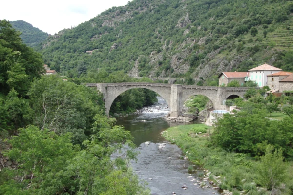 visiter Chalençon en Ardèche